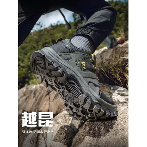 越昆登山鞋男防水防滑耐磨春夏户外轻量化运动透气专业爬山徒步鞋